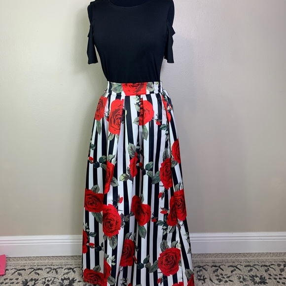 WOMEN’S 2 pcCold Shoulder Top Rose Print Maxi Skirt Pockets Medium - Picture 5 of 13